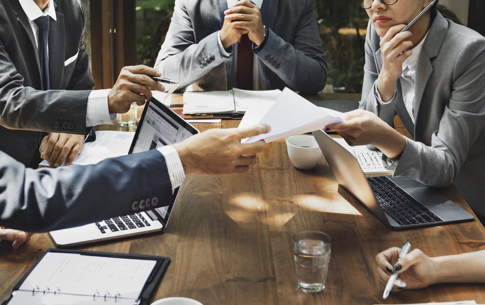 Obtaining a business license in Dubai, United Arab Emirates, is simple with Pro Services.